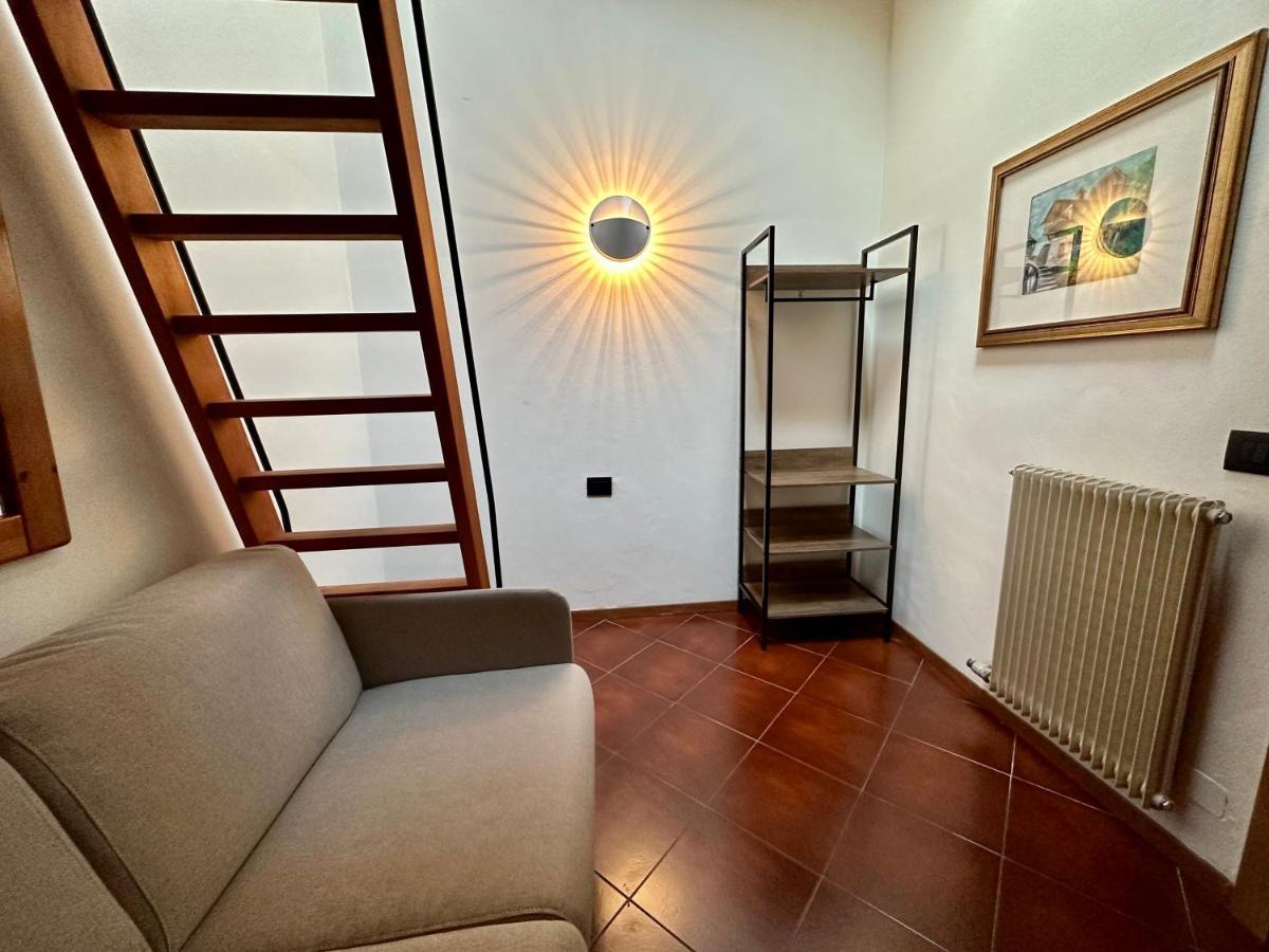 Ferienwohnung Mansarda Con Vista Giustino Exterior foto