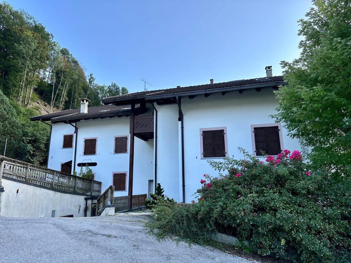 Ferienwohnung Mansarda Con Vista Giustino Exterior foto