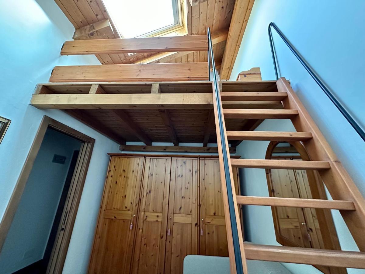 Ferienwohnung Mansarda Con Vista Giustino Exterior foto
